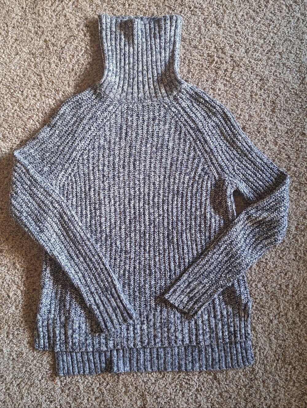Old Navy Turtleneck Ribbed Knit Sweater XS